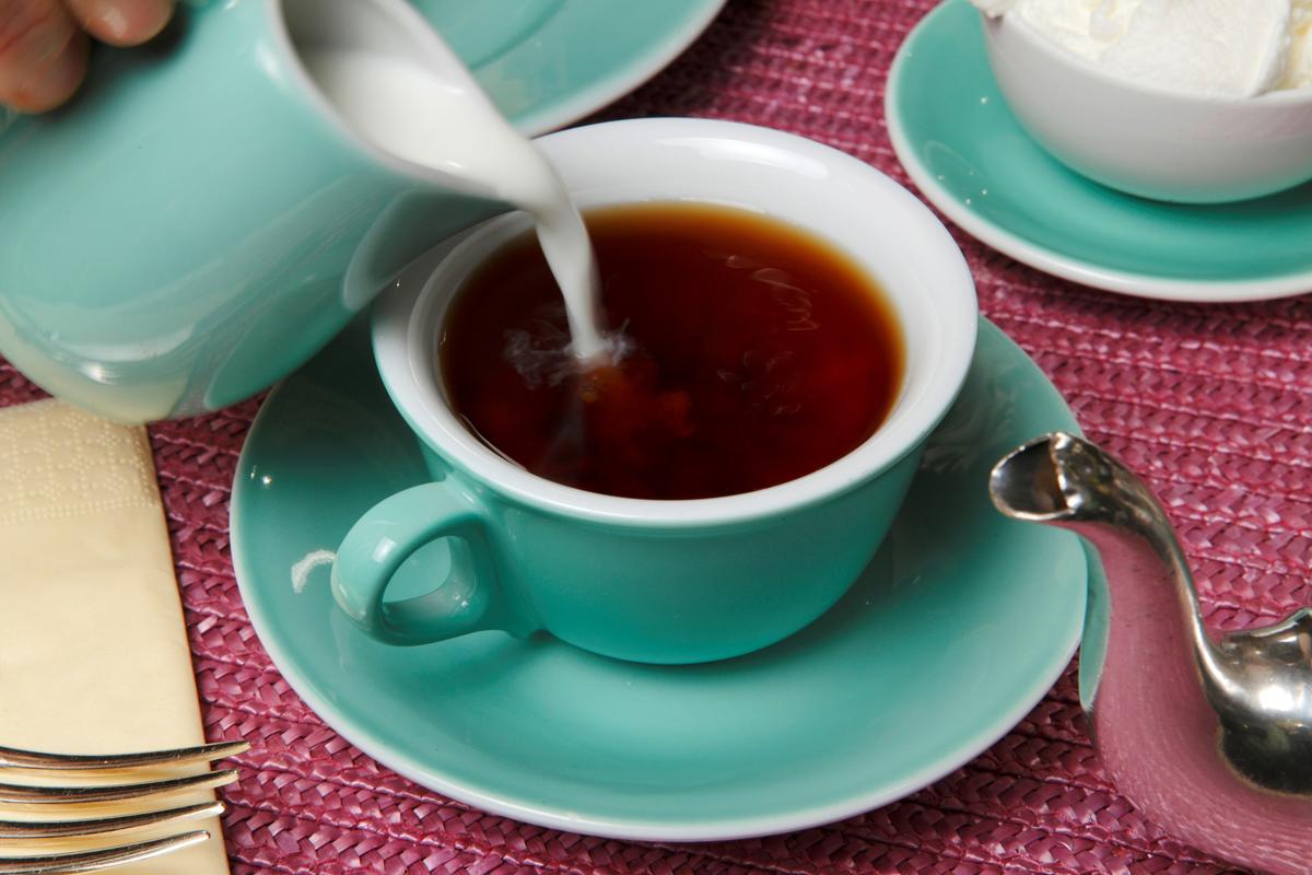 The irresistible benefits of black tea 