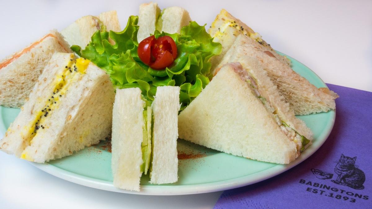 BRITISH FINGER FOOD RECIPES: THE DELICIOUS FINGER SANDWICHES 