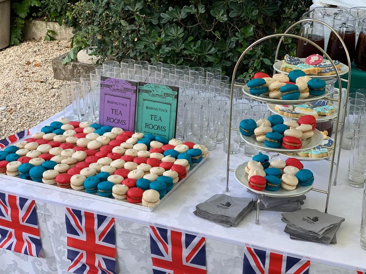 Babingtons festeggia il compleanno della Regina Elisabetta II con l’Ambasciata Britannica